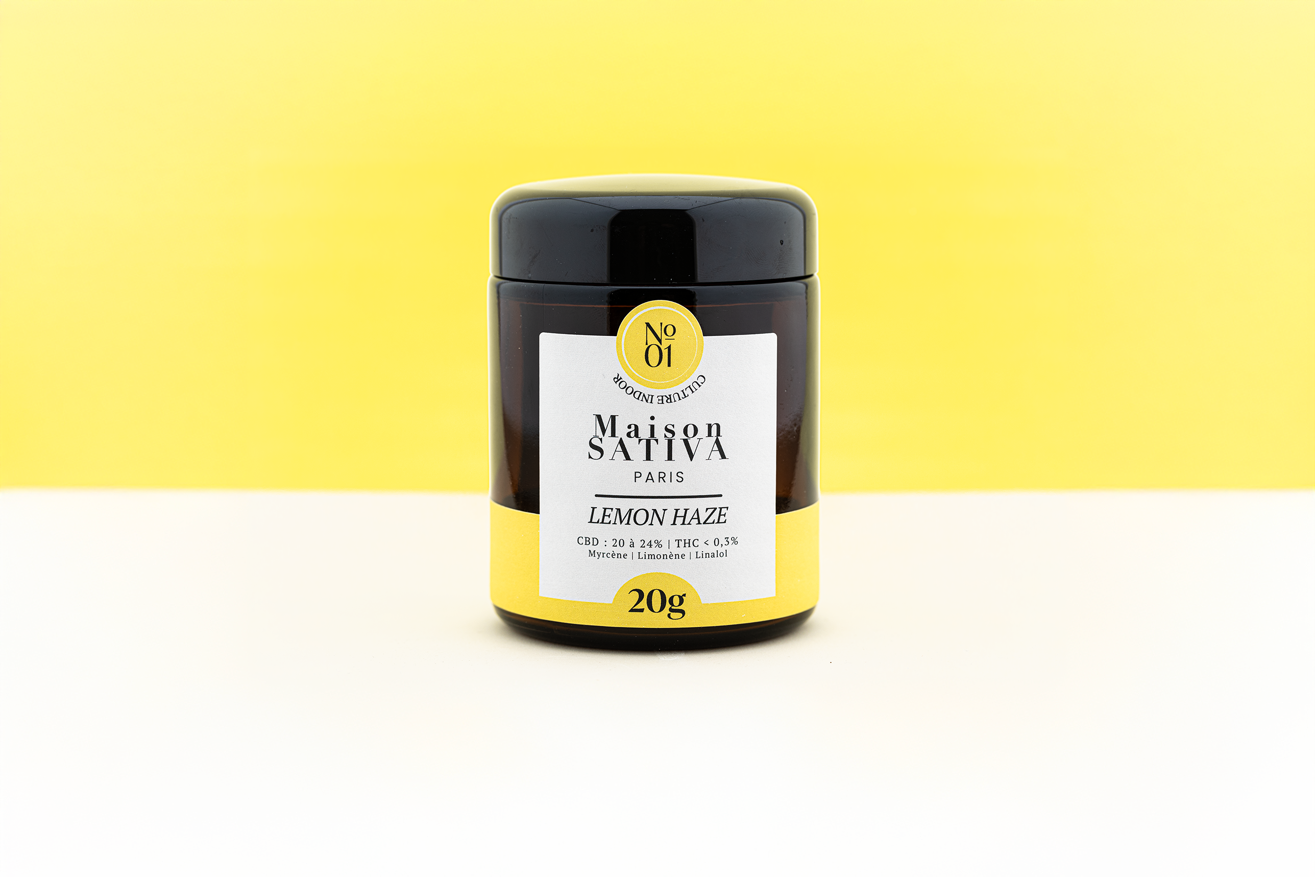 pot contenant 20 grammes de fleurs de CBD pas cher LEMON HAZE. 